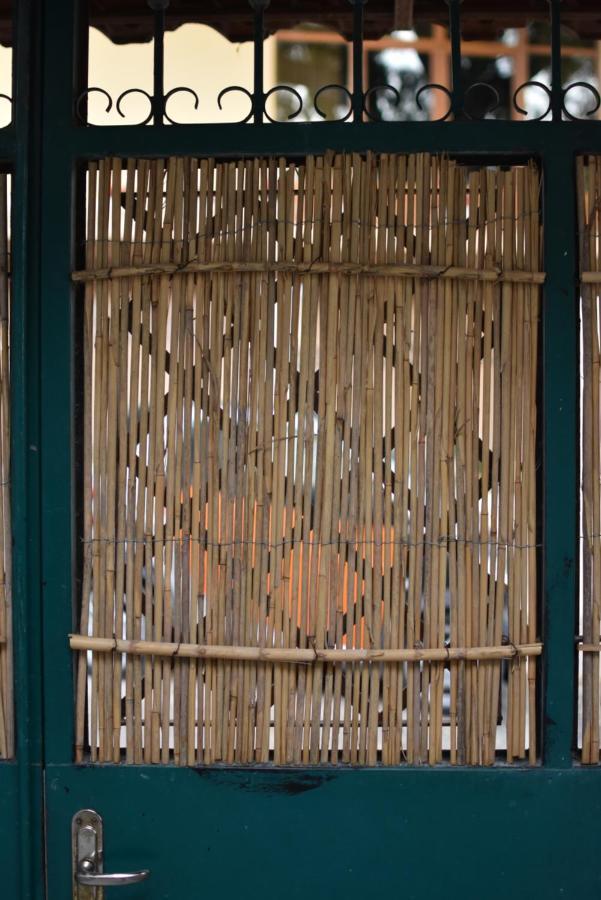 Private Apartment At Guest House Hektor & Aferdita Vlorë エクステリア 写真